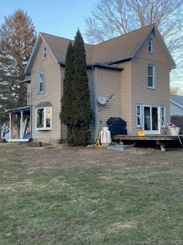 29 Highland Ave, Litchfield CT  06750-1708 exterior