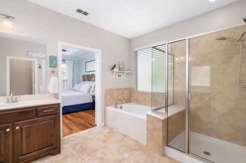 1069 Enchanted Rock Dr, Allen TX 75013-5042 exterior