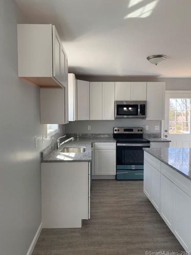122 Kennedy Dr, New Britain, CT 06051-4137