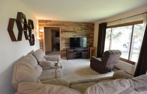 2621 Diane Ln, Hibbing MN  55746-3455 exterior