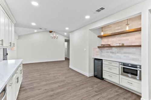 5913 Becky Ln, Pearland TX 77584-8350 exterior