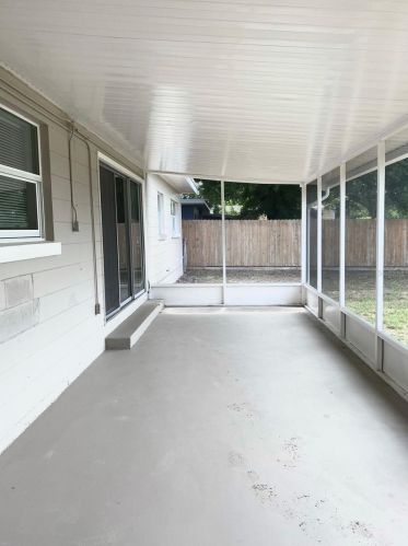 1512 Avenue C, Winter Haven FL  33881-4430 exterior