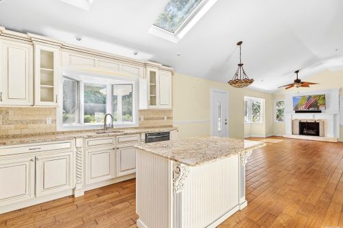 148 Brook Rd, West Hampton Beach NY  11978-2136 exterior