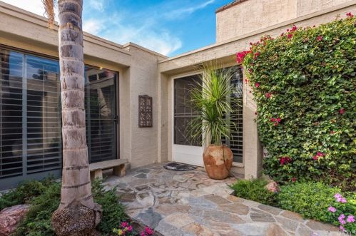 111 Mission Hills Dr, Rancho Mirage CA  92270-1477 exterior