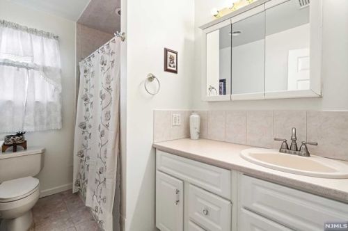 26 Mangold St, Paterson NJ exterior