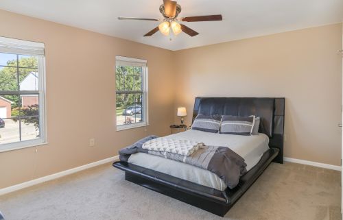 7564 Thunder Ridge Dr, Florence KY  41042-8268 exterior