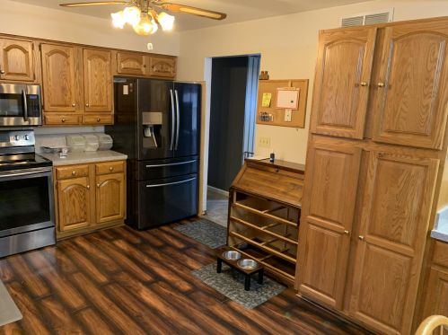 2720 Valley Trails Dr, Covington, KY 41017-1034