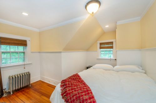 381 Morris Ave, Mountain Lakes NJ  07046-1641 exterior