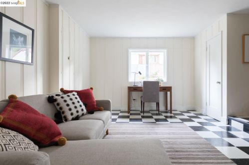 5901 La Salle Ave, Oakland CA 94611-3225 exterior