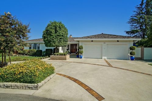 151 Donald Dr, Hollister, CA 95023-6307
