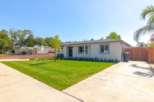 1052 7th St, Upland CA  91786-6877 exterior