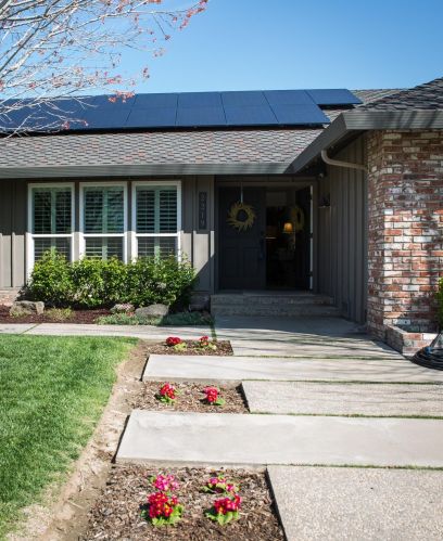 2219 Cherry Tree Ln, Riverbank, CA 95367-2139