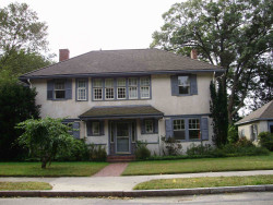 54 Waban Ave, Newton, MA 02468-2143