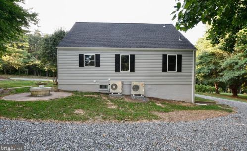 241 Forest Lane Rd, Fredericksburg VA  22405-3182 exterior