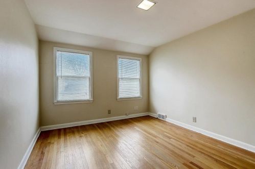 4543 Ardmore Ave, Milwaukee WI 53211-1402 exterior