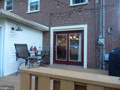 311 Delaware Ave, Lansdale PA 19446-3521 exterior