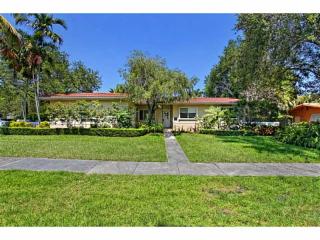 4805 64th Pl, Miami, FL 33155-6131