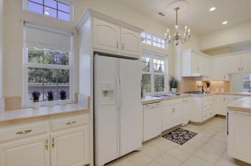 125 Scotia Pne Cir, Grass Valley CA  95945-5418 exterior