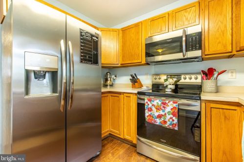 958 Buck Dr, Dover DE  19901-6650 exterior