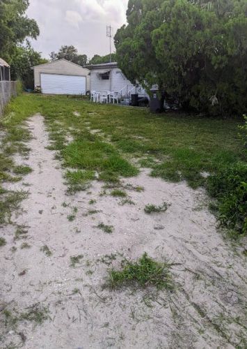 1525 Elaine Cir, West Palm Beach, FL 33417-4716