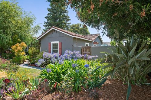 2621 Hopkins Ave, Redwood City, CA 94062-2153