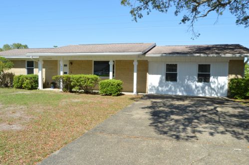321 Echo Cir, Fort Walton Beach, FL 32548-6303