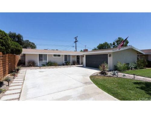 443 Emerald Dr, Orange, CA 92868-2120