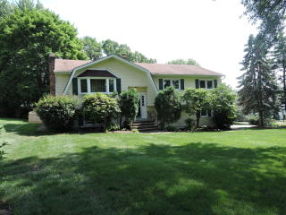 1690 Ratzer Rd, Wayne, NJ 07470-2436
