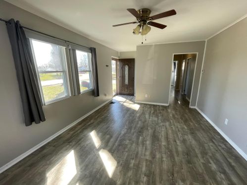 436 Madison Dr, West Jefferson OH  43162-1304 exterior