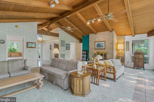 26 Mount Holly Ct, Montross VA  22520-4110 exterior