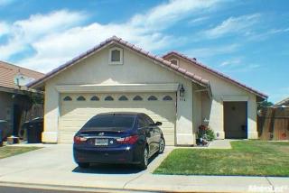 1116 La Mesa St, Escalon, CA 95320-1672