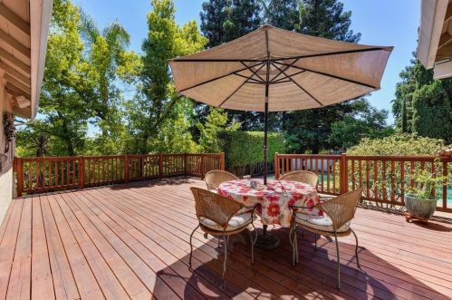 102 Seafarer Ct, Folsom CA  95630-2332 exterior