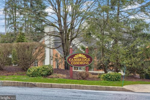 89 Cambridge Dr, Swatara, PA 17033-2180