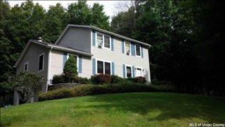 29 Corriedale Ln, Cottekill, NY 12419-5029