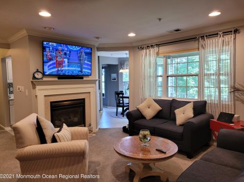 433 Mowat Cir, Trenton NJ  08690-3220 exterior