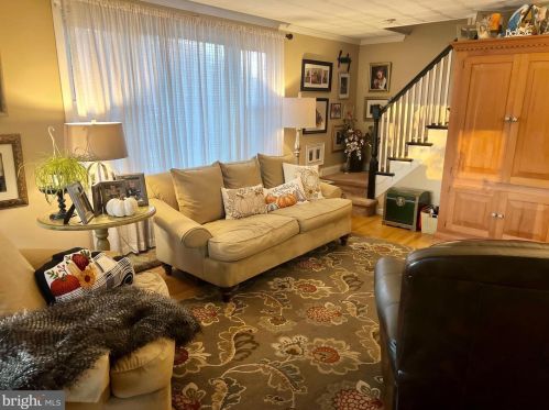 402 Elm Ave, West Deptford, NJ 08096