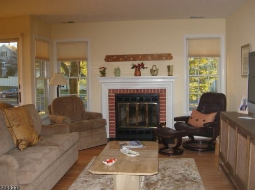 4 Cambridge Rd, Bedminster NJ  07921-1613 exterior