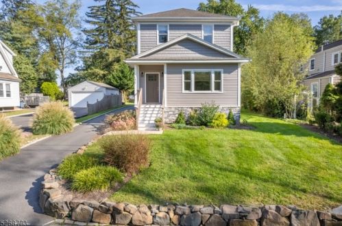 122 Fairview Ave, Berkeley Heights NJ  07922-1310 exterior