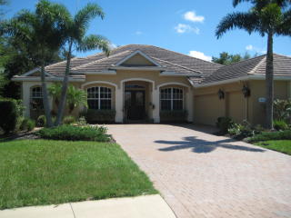7619 Trillium Blvd, Sarasota, FL 34241-5207