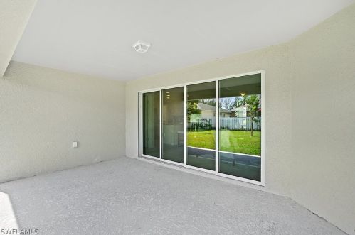 2813 4th Pl, Cape Coral FL  33909-8809 exterior