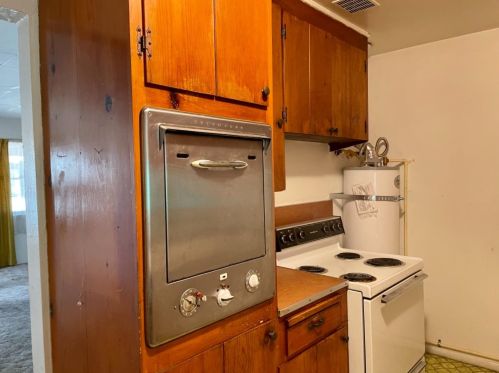 946 Fig Ln, Newman CA  95360-1106 exterior