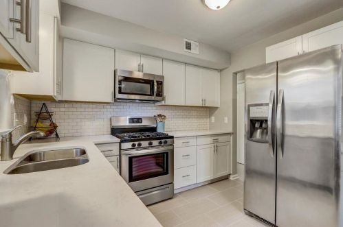 4225 95, Milwaukee WI 53222-1523 exterior