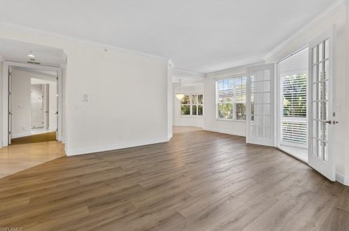 137 Colonade Cir, Naples FL  34103-8717 exterior