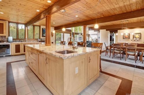 181 Maltby Ln, Wallingford CT  06492-5531 exterior