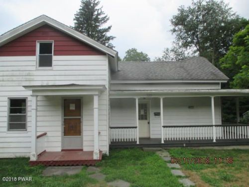320 Highland St, Hawley, PA 18428-1106