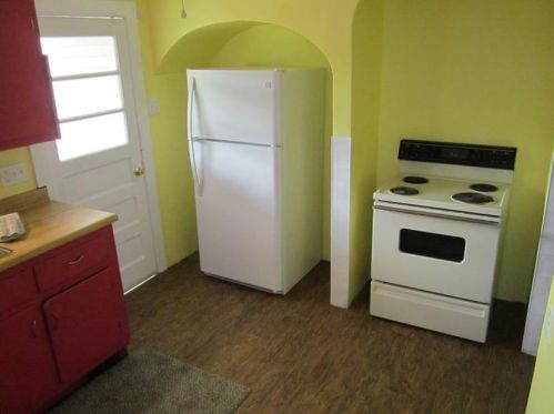 140 Wells Ave, New Kensington PA  15068-3850 exterior