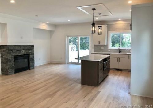 49 Osborne Pl, Southport, CT 06890-1147