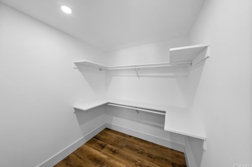 1504 Mackay Ln, Redondo Beach CA  90278-4417 exterior