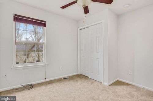 142 Laurel Trl, Swedesboro NJ  08085-4074 exterior