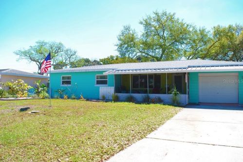 5590 34th Ave, Saint Petersburg, FL 33710-2008